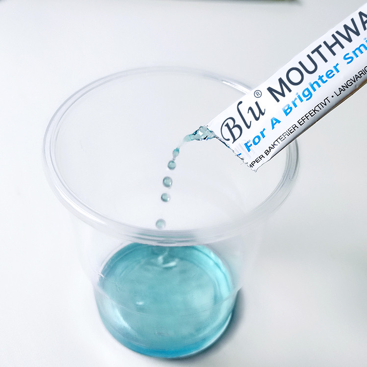 Cairan Pencuci Mulut Bebas Alkohol Rasa Mint Dengan Tas Sachet 10ml Label Pribadi